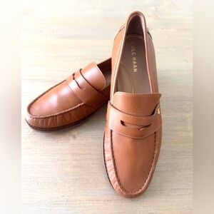 Cole Haan Women’s Stassi Penny Loafer in Pecan Leather Size 7.5
